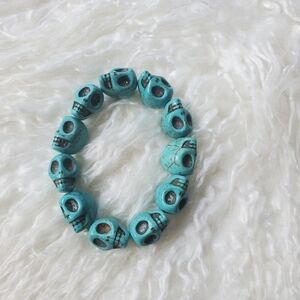 Charmed Craft Howlite Turquoise Stone Bracelets Elastic Gothic Skull Bea…